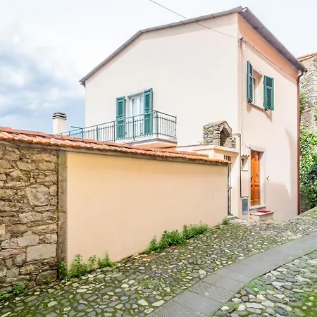 Guesthost - Comfy & Roomy - View On The Ligurian Hills! *